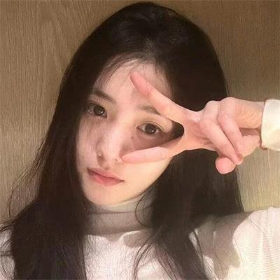 八面玲珑的申小姐 海报